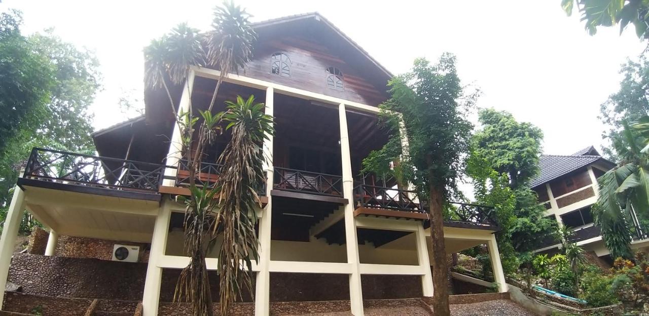 Resort Ratmanee House