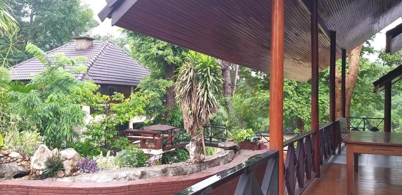 Ratmanee House Resort 2*