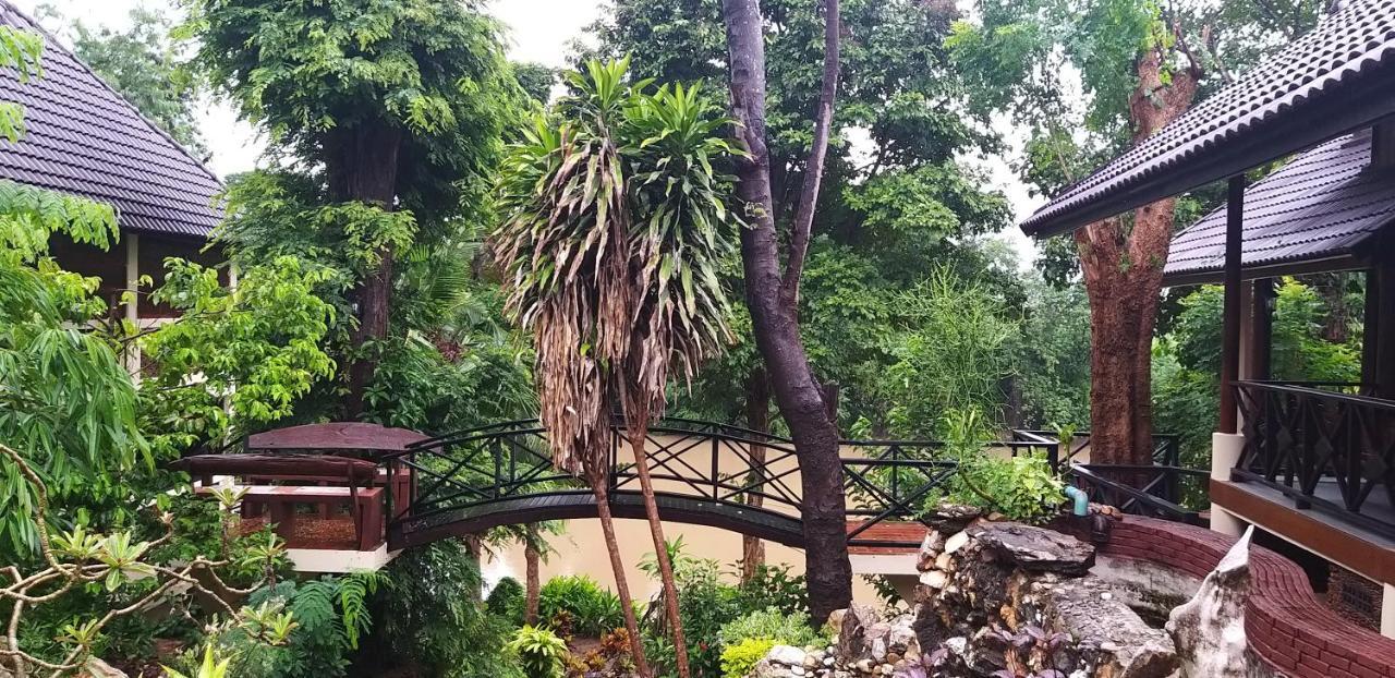 Ratmanee House Resort