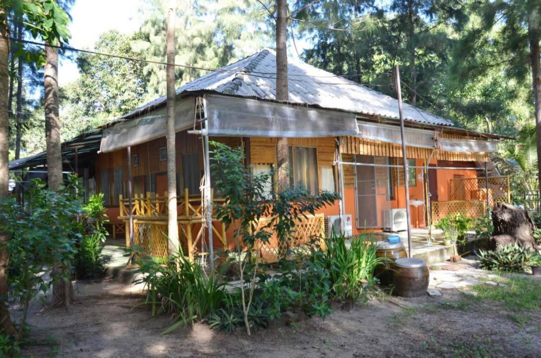 บ้านสนมณีโฮมสเตย์ Bansonmanee Khanom