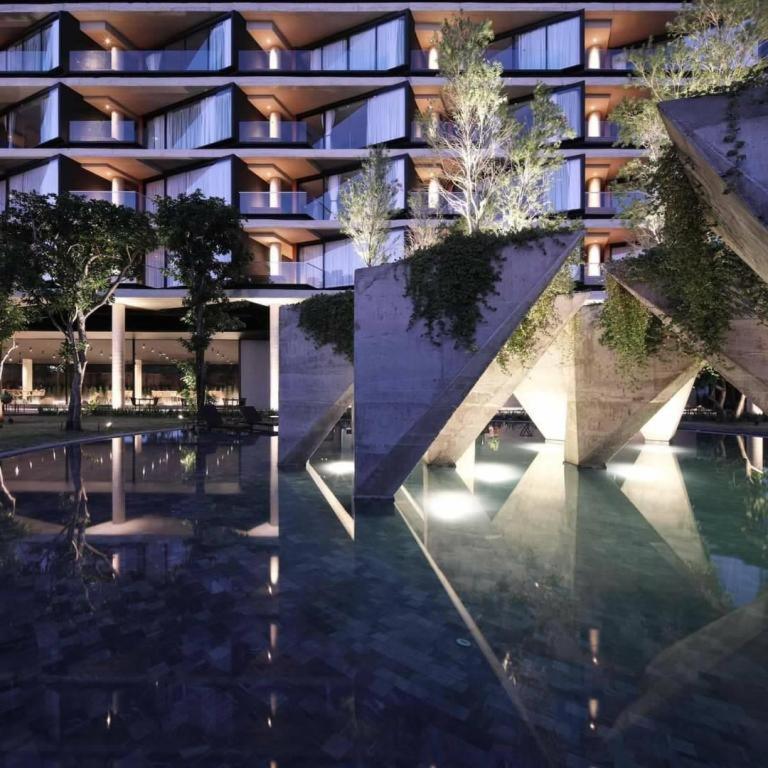 Hotel Livist 4*