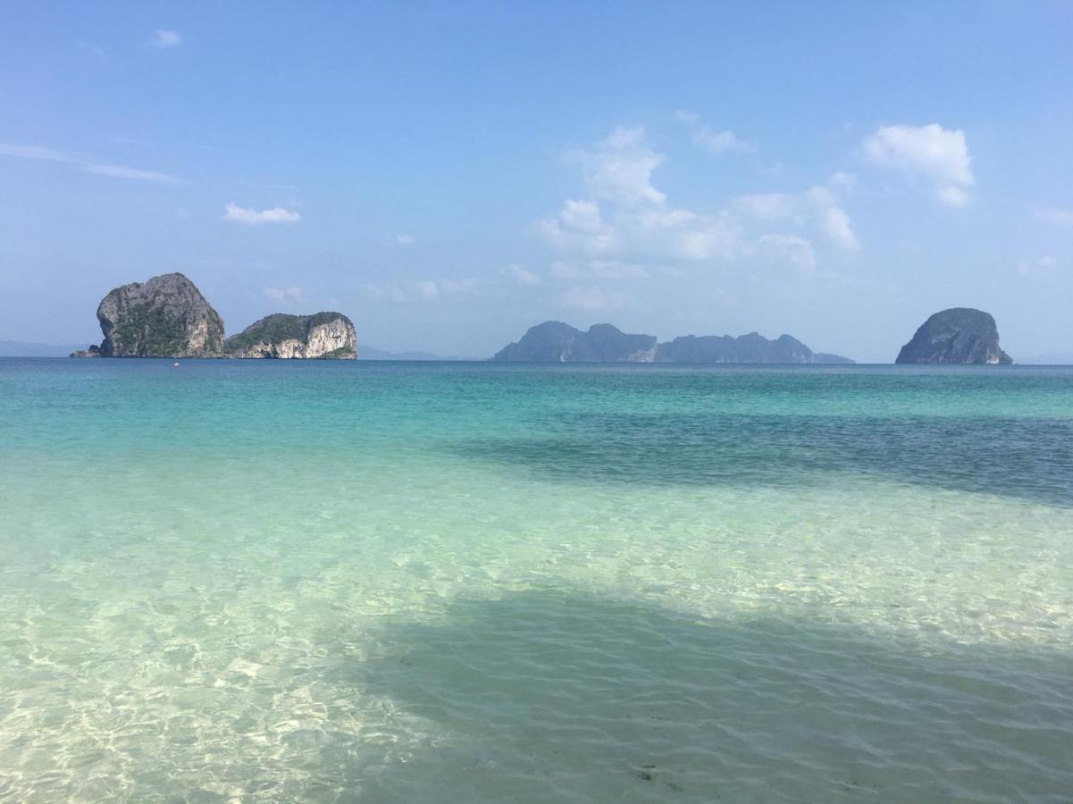 Koh Ngai Resort
