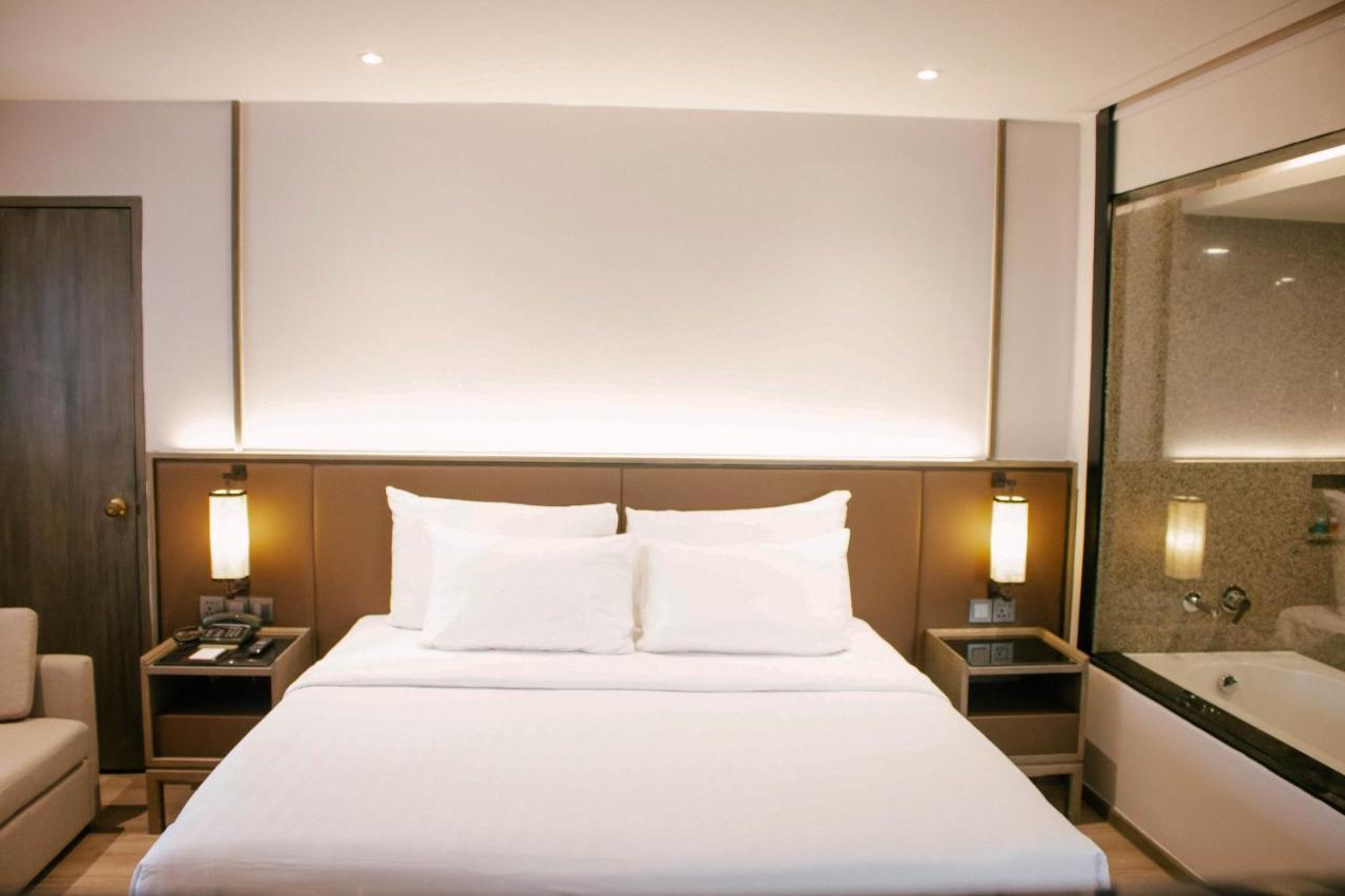 Sima Thani 4*