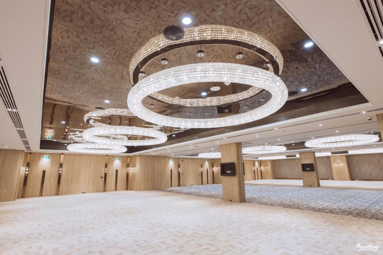 Grand Richmond Stylish Convention