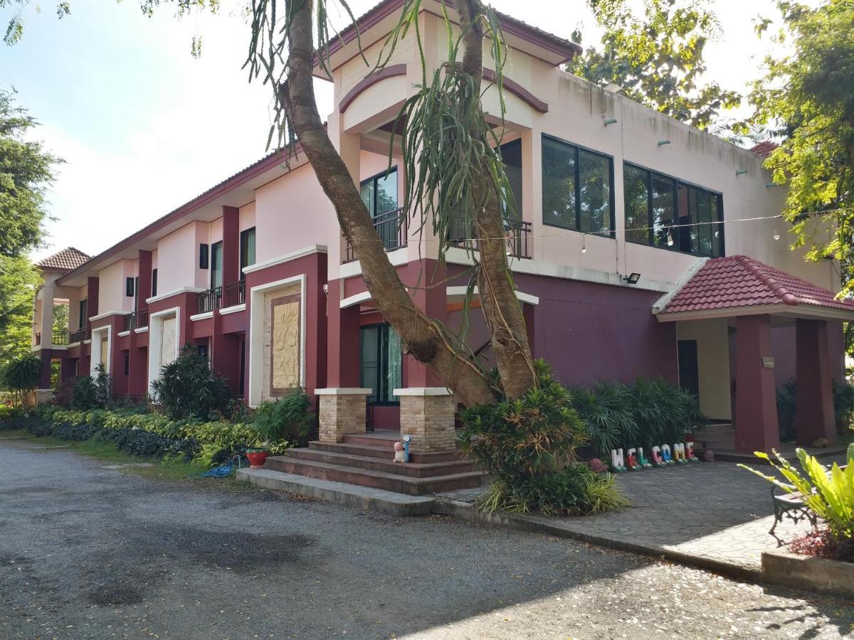 Hotel Paisan
