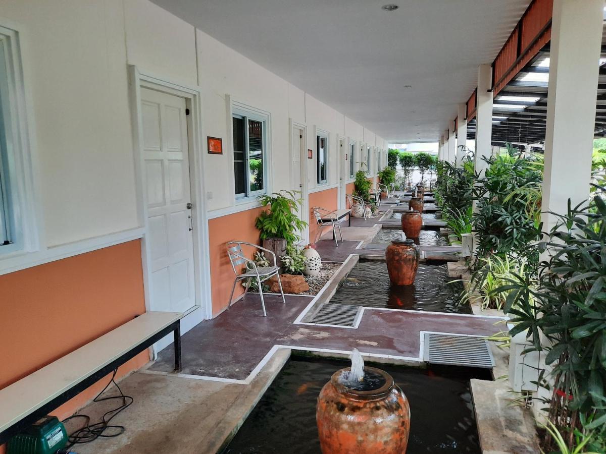 Resort Fancy Carp Cha-Am