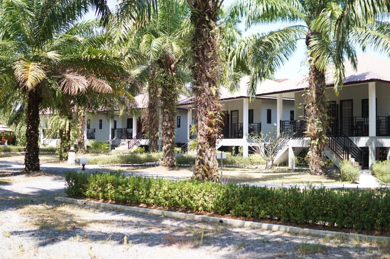 Palm Scenery Resort Takuapa