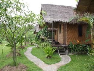 Lanna Apartment