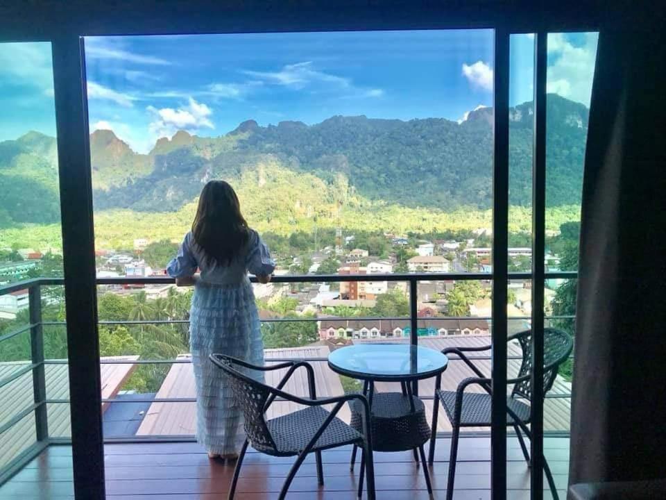 Blue Mountain Phangnga 3*