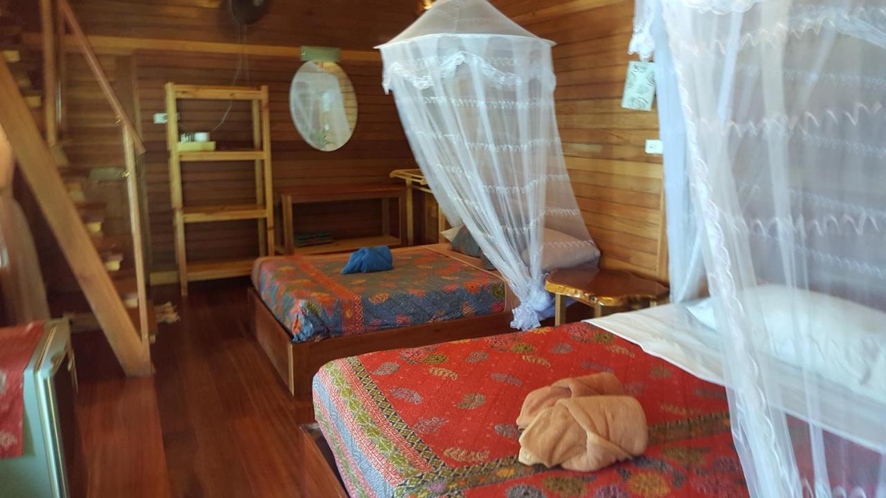 Sabai Corner Resort 2*