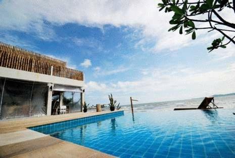 Bari Lamai Resort Ban Phe