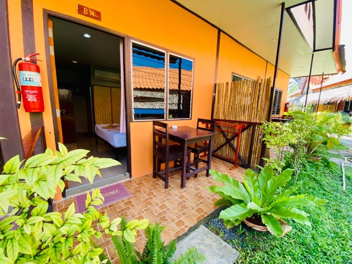 Baan Kasirin Pattaya Beach 2*