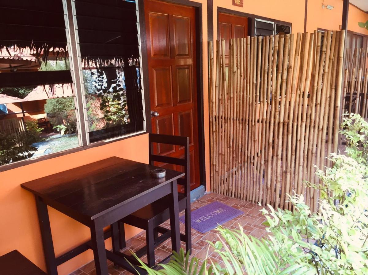 Baan Kasirin Pattaya Beach 2*