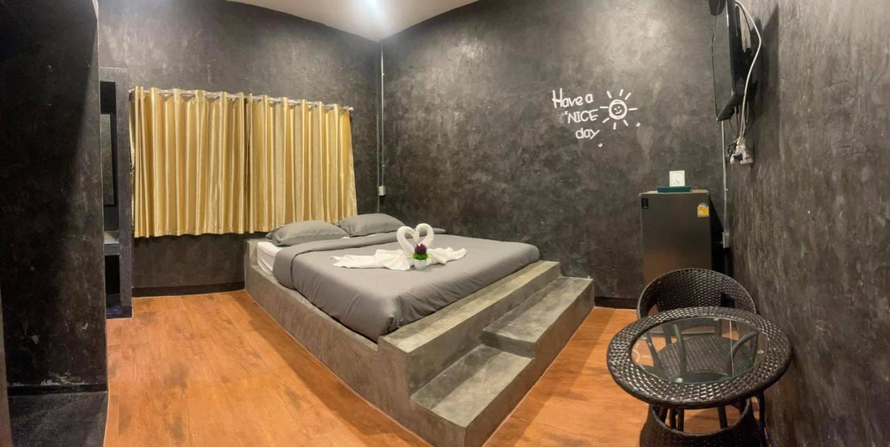 Oxygen Homes & Hills