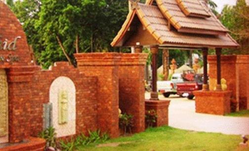 Resort Grand Orchid
