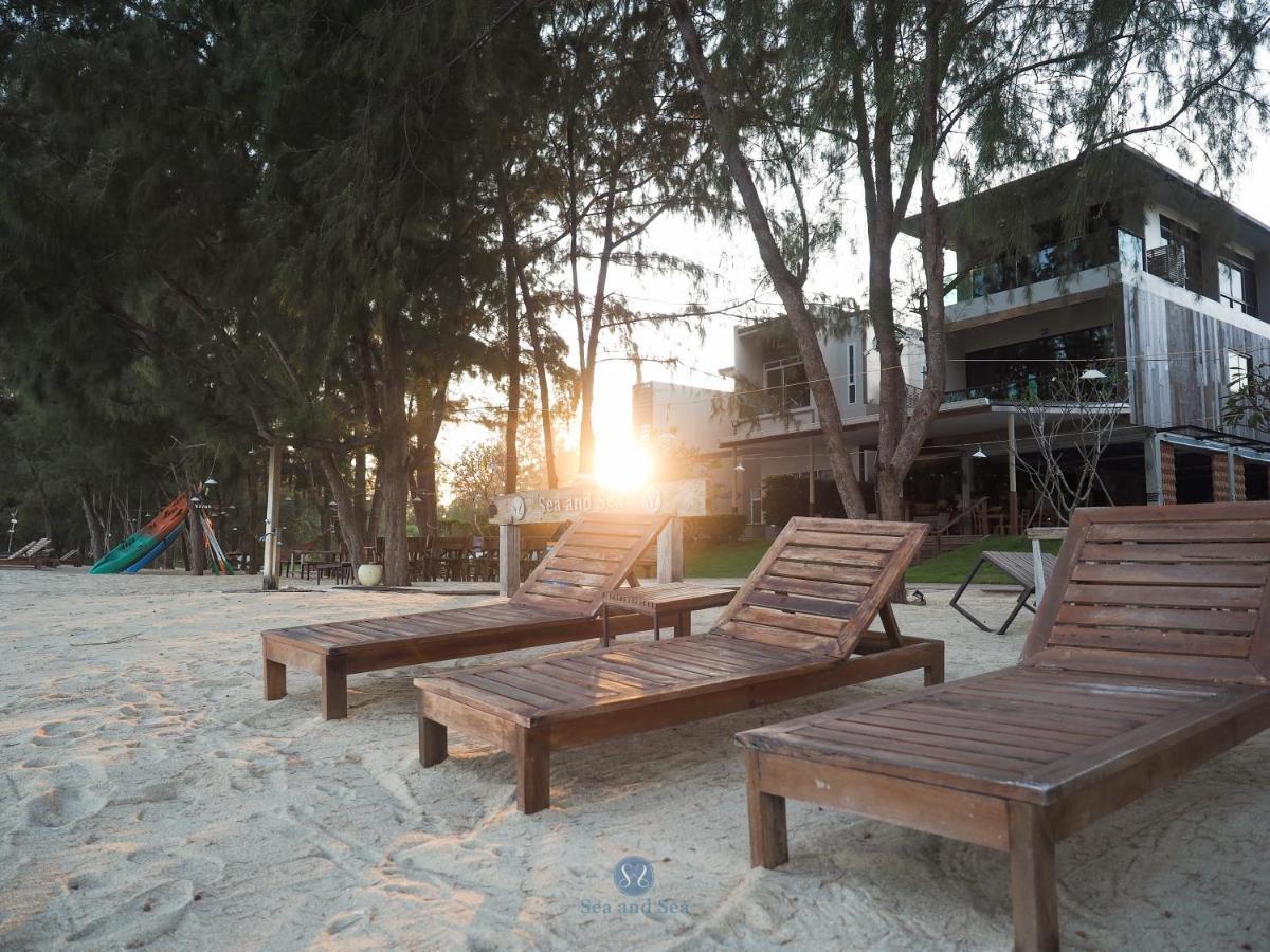Resort Sea And Sea Sangaroon