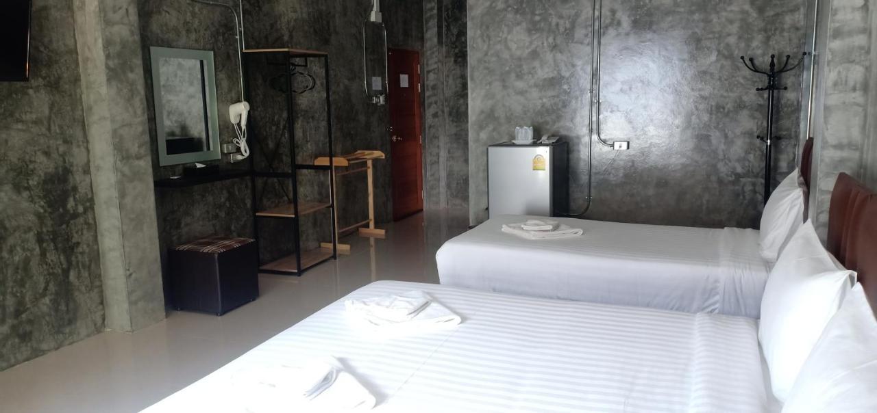 Makan Hotel