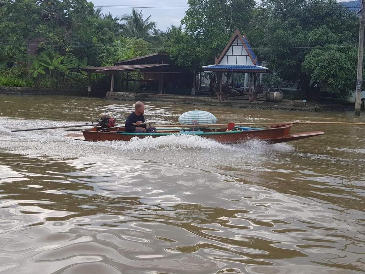 Baan Mai Chai Khlong Resort Amphawa