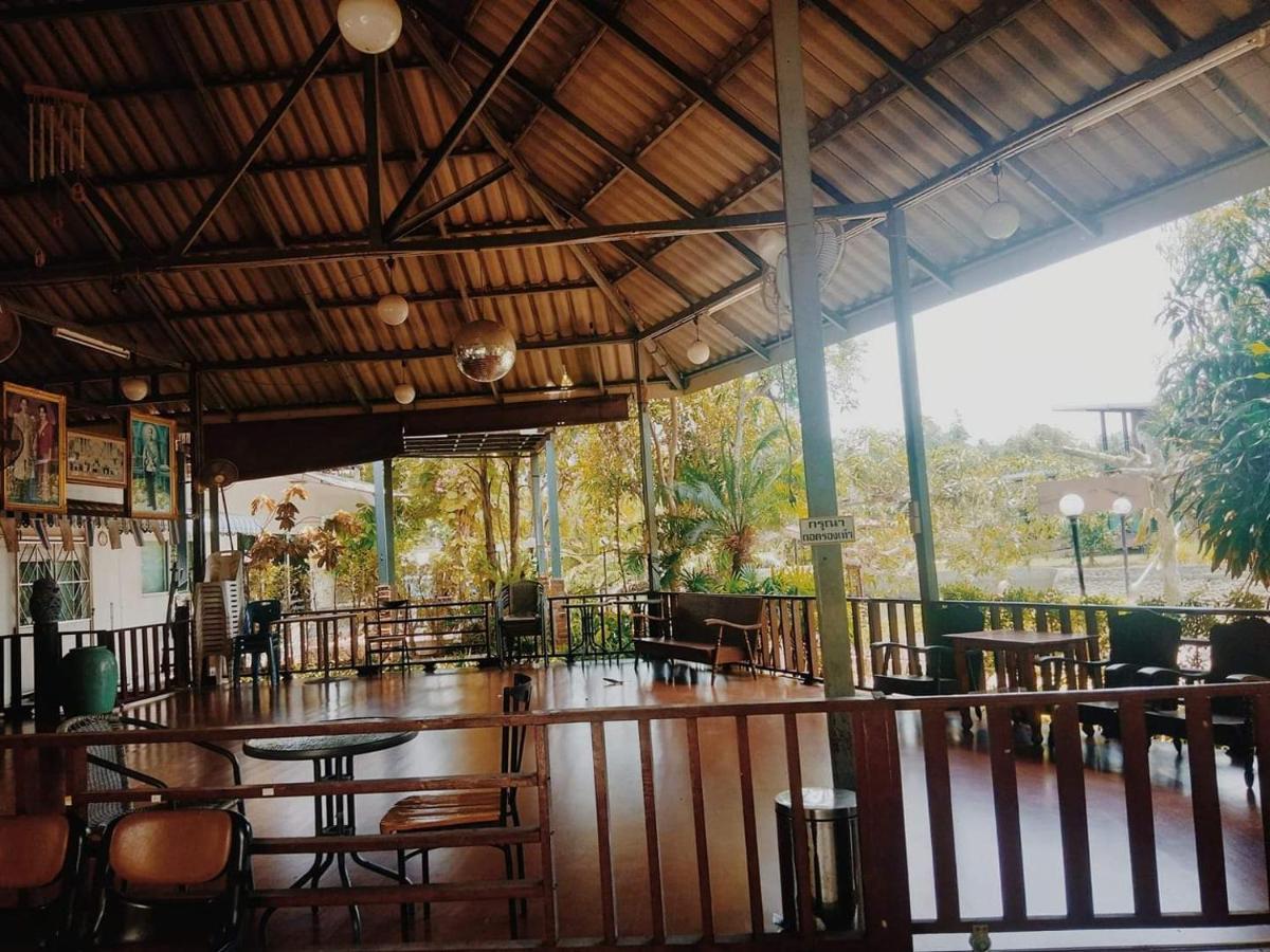 Baan Mai Chai Khlong Resort Amphawa