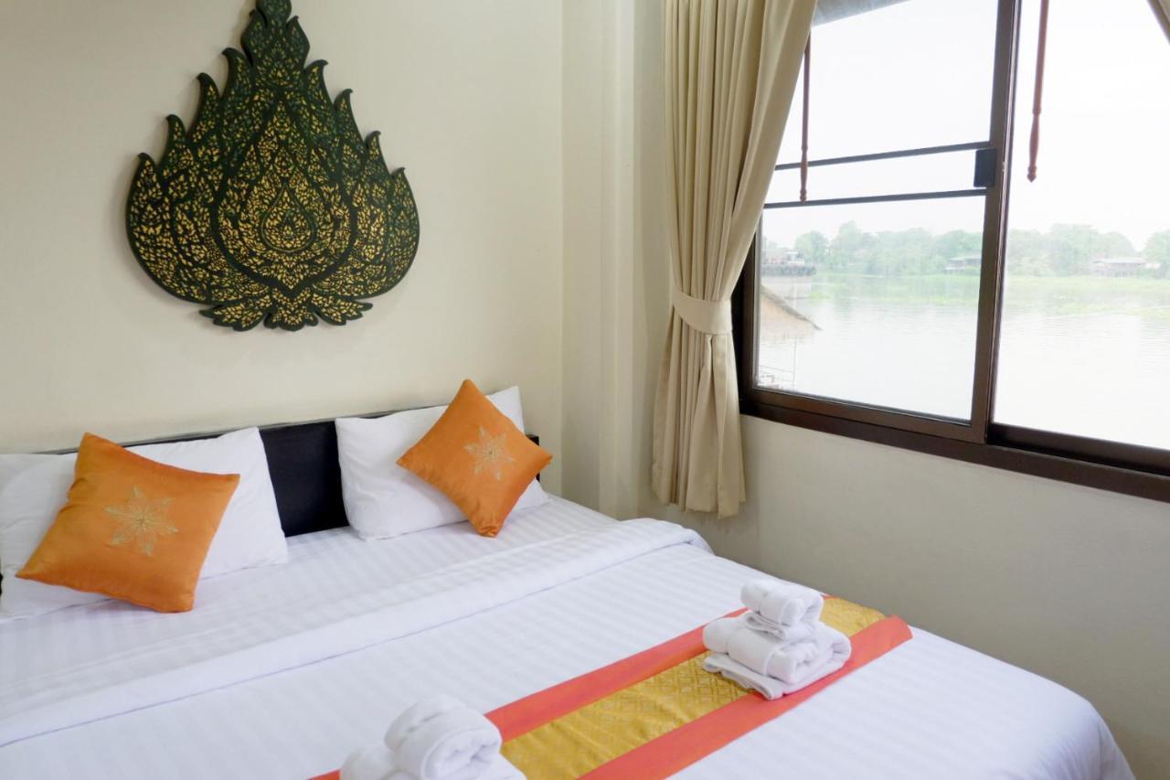 Ayutthaya Garden River 3*