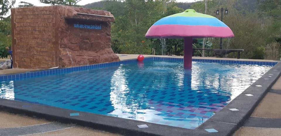 Kaengkachan Hill Homestay