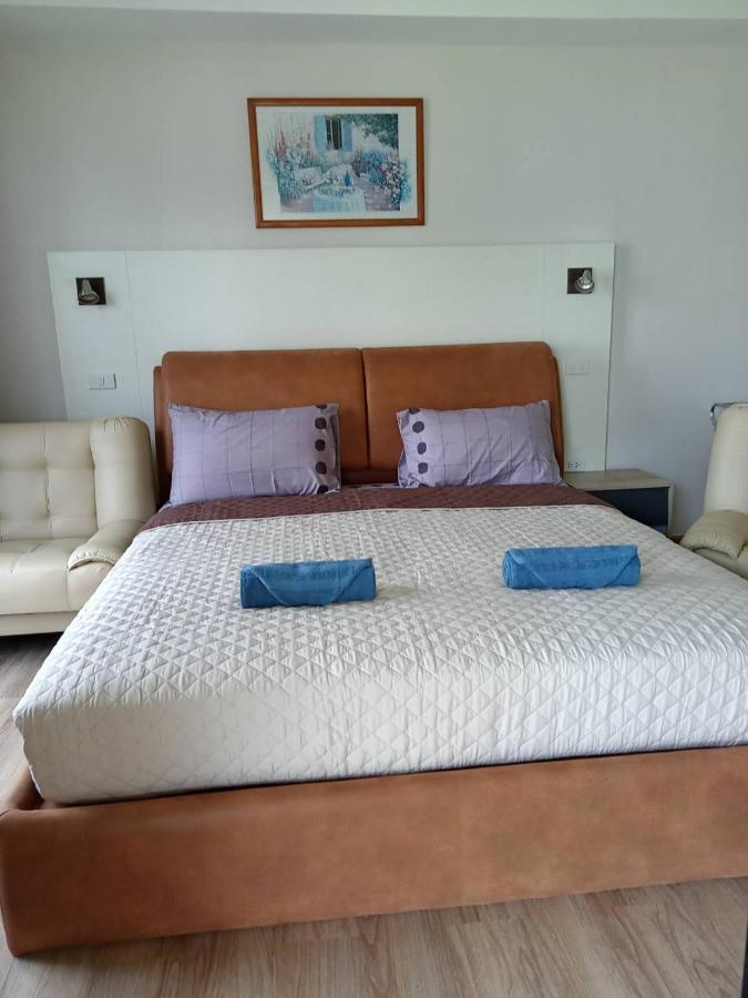 La Playa Front Pool Cha-am,huahin Villa Cha-Am