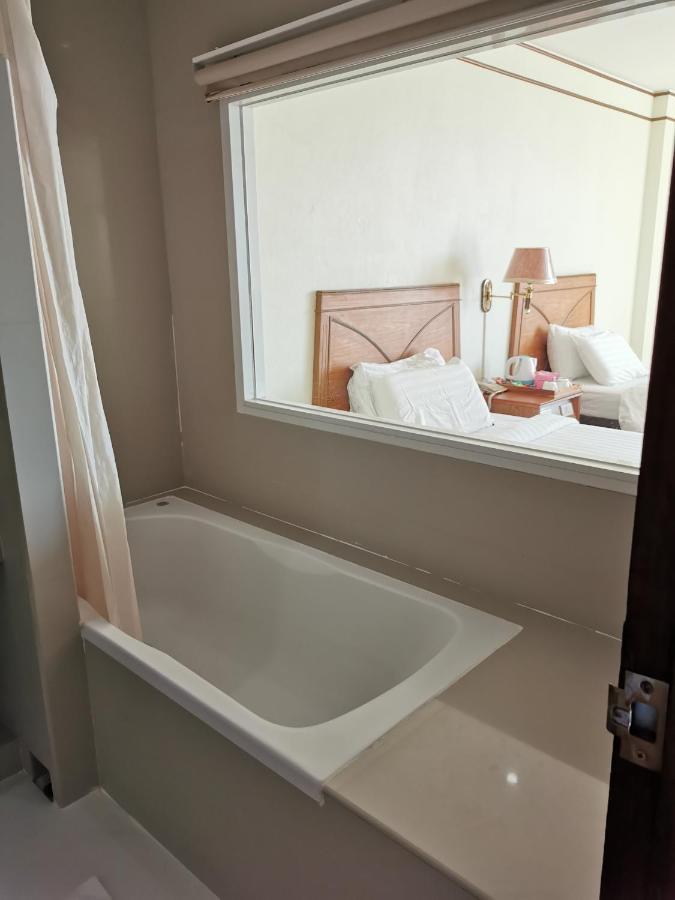 Hotel Morakot Twin