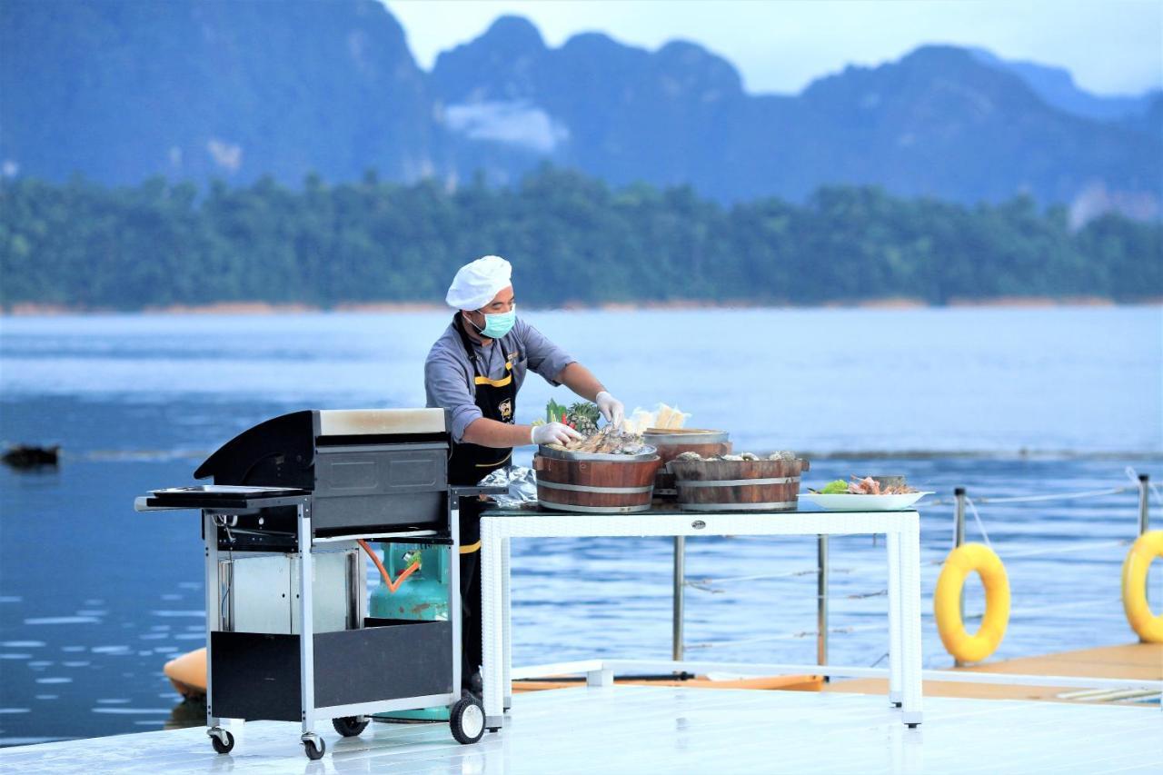 500 Rai Floating Resort