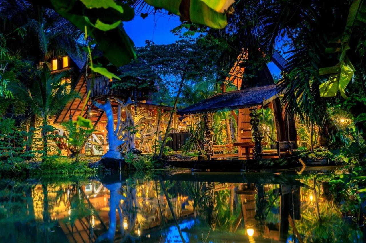 Hotel Suankaew Art