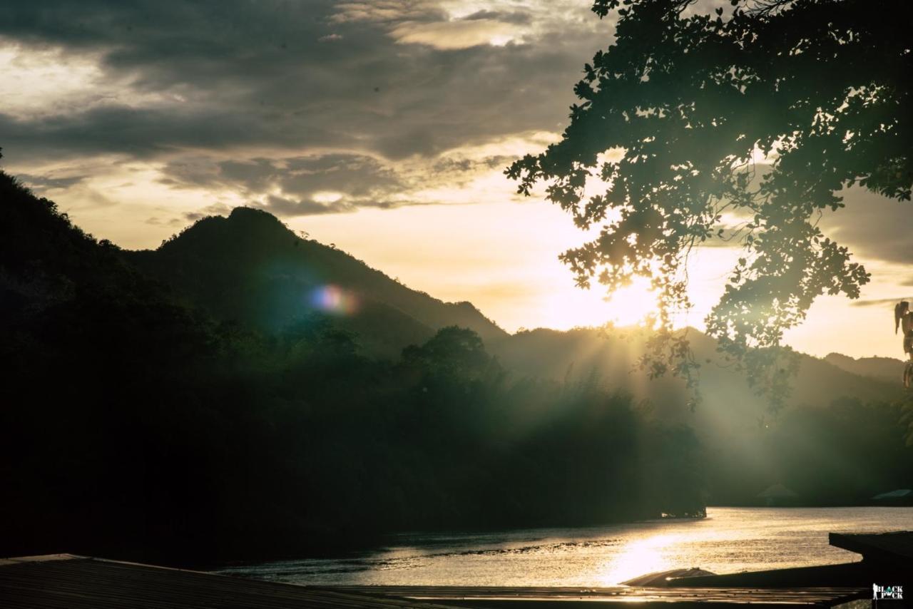Resort ชอว์ งาทอง รีสอร์ต Chor Ngar Thong Erawan Kanchanaburi