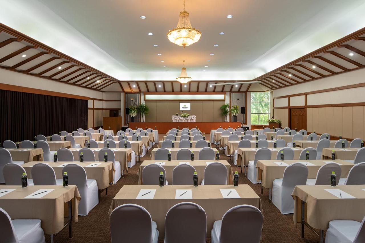 Royal Hills Golf And 3*