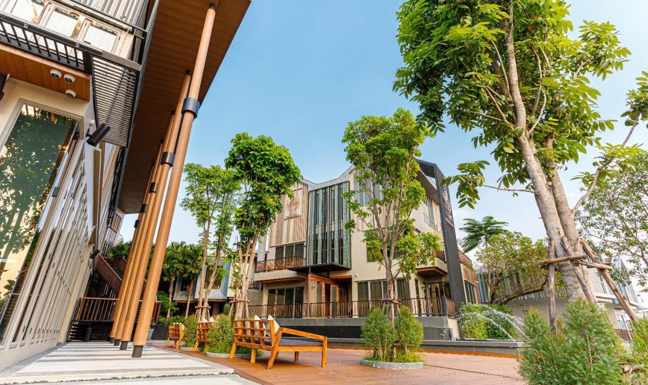 Hotel W1bangkoknoi 4*