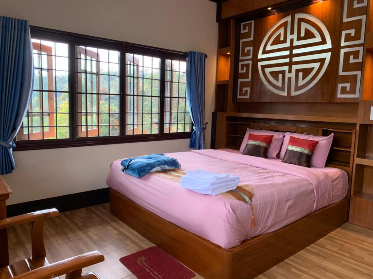 Resort ชาสา รักไทย รีสอร์ท Ban Rak Thai