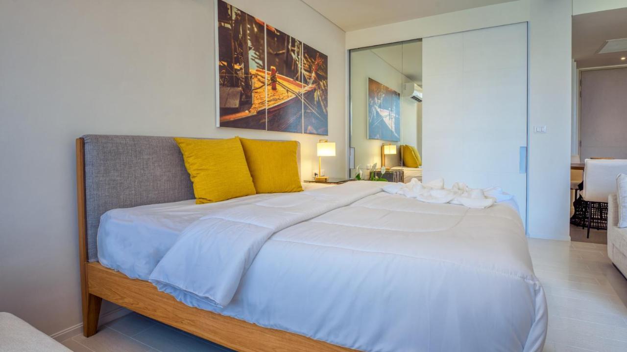 Veranda Beachfront Living Apartment Hua Hin