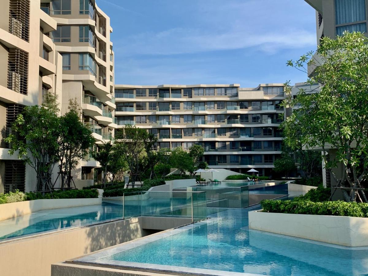 Veranda Beachfront Living Apartment Hua Hin