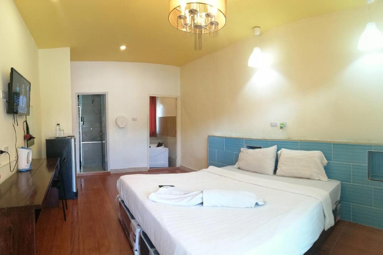 Holiday park Baan Kaew Ruen Kwan 2*