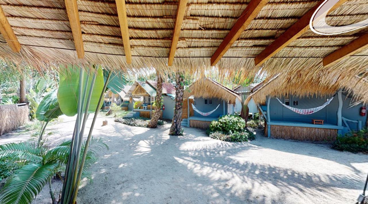 Sea Bar & Resort 3*