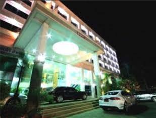 Hotel River The Budget Nakhon Pathom