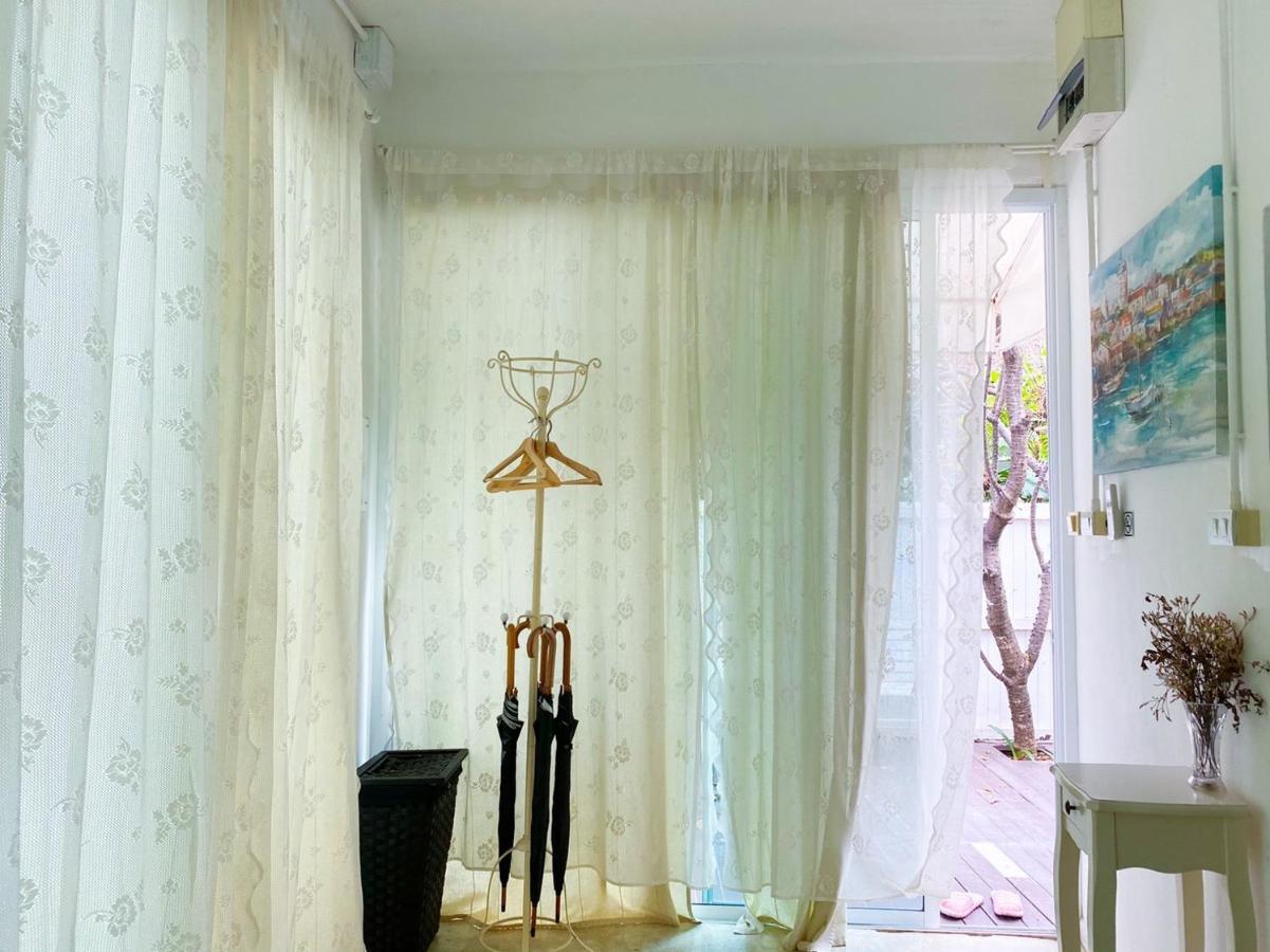Resort Gallery Boutique HHQ