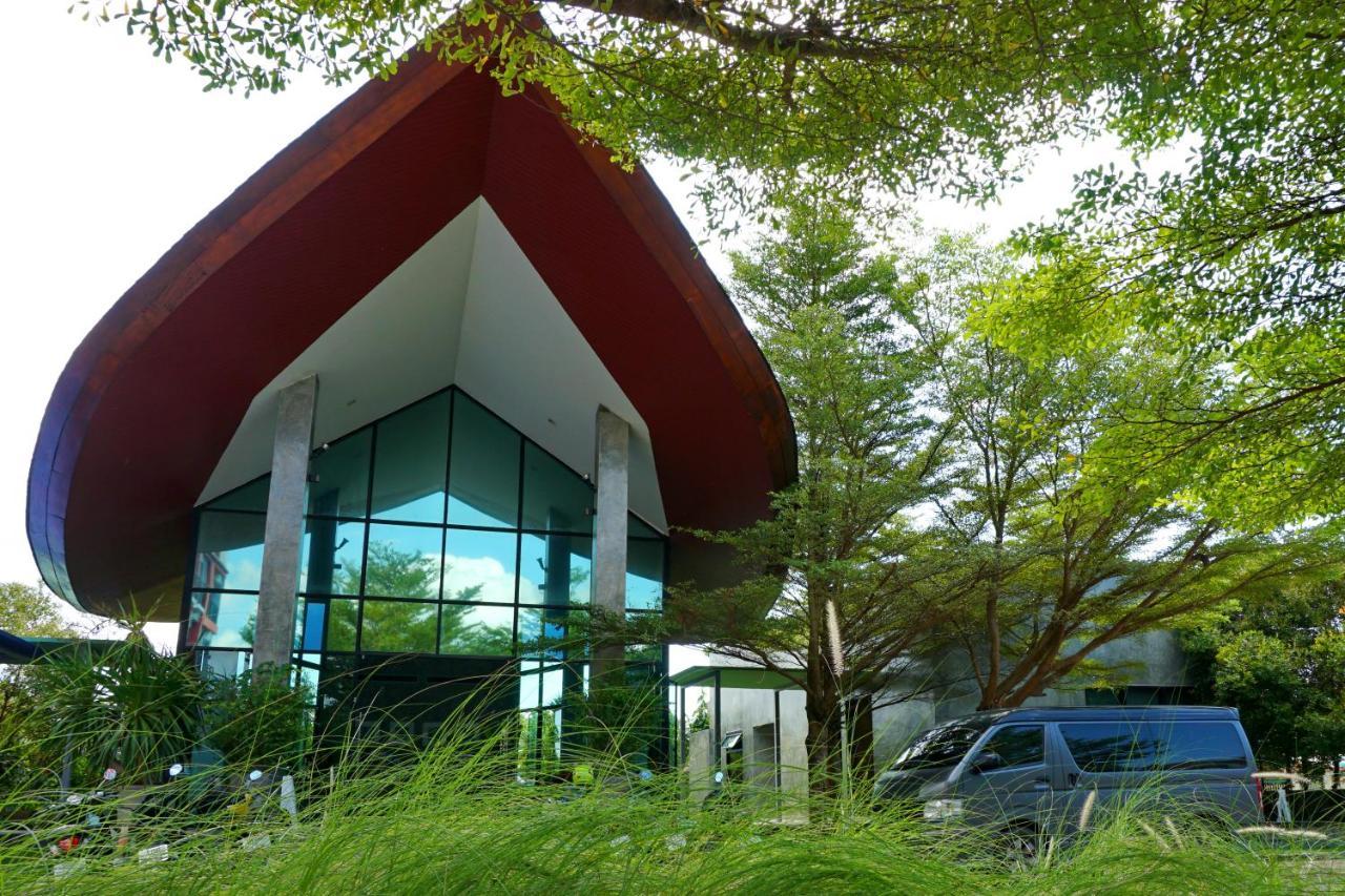 Hub De Leaf @ Hotel