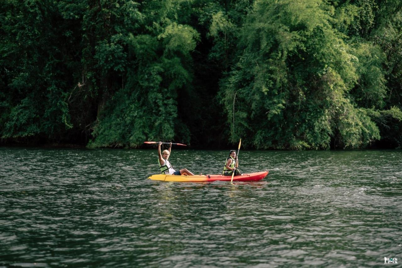 ชอว์ งาทอง รีสอร์ต Chor Ngar Thong Erawan Resort Kanchanaburi