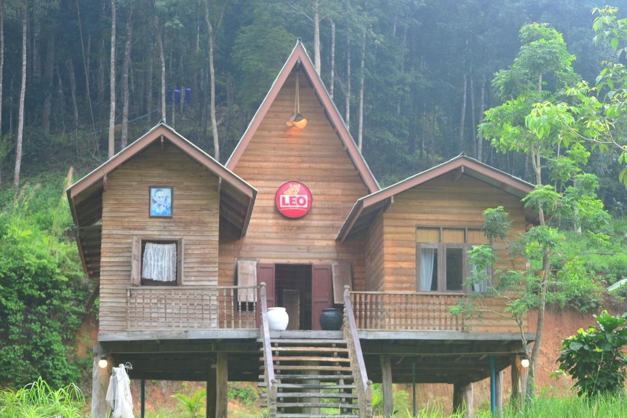 Homebar Homestay *