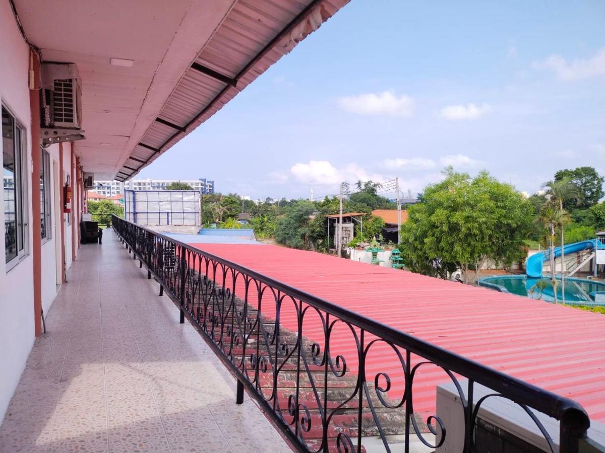 Holiday park Baan Kaew Ruen Kwan 2*