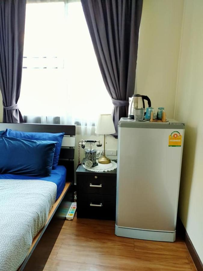The Cube Sathorn Boutique Hotel: Modern Near Bts Surasak Acomodação com café da manhã  2*