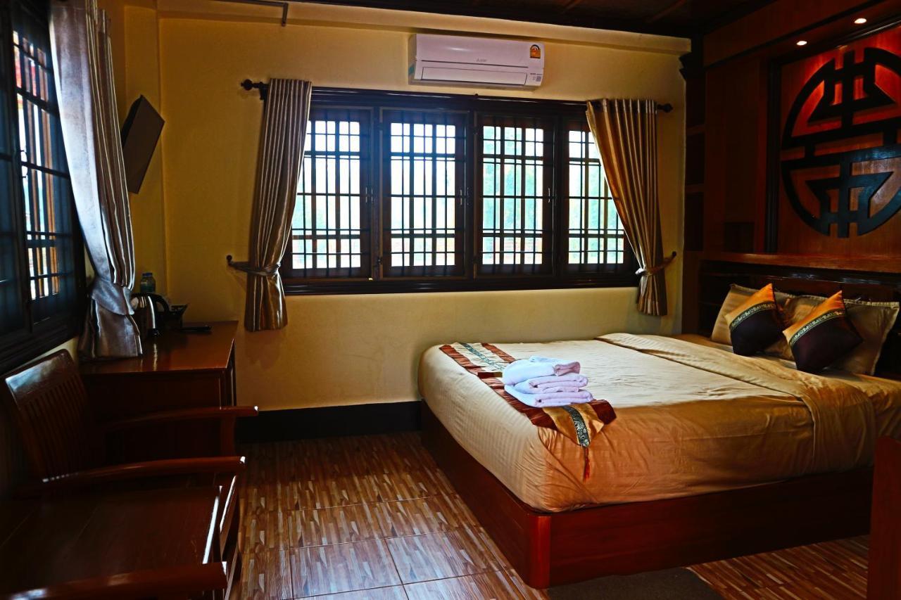 Resort ชาสา รักไทย รีสอร์ท