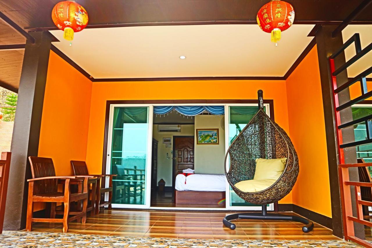 ชาสา รักไทย รีสอร์ท Resort