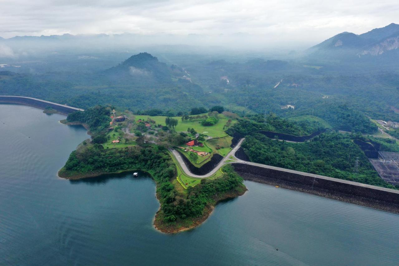 500 Rai Floating Resort Ban Chieo Ko