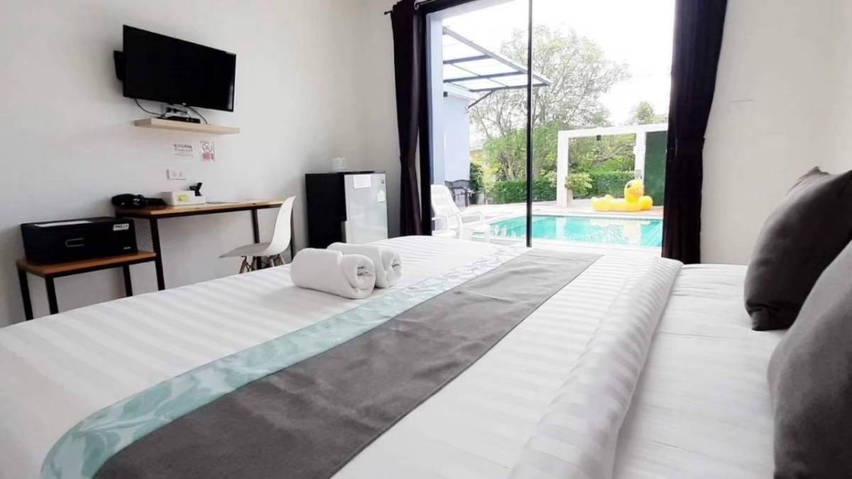 The Phu Resort 3*