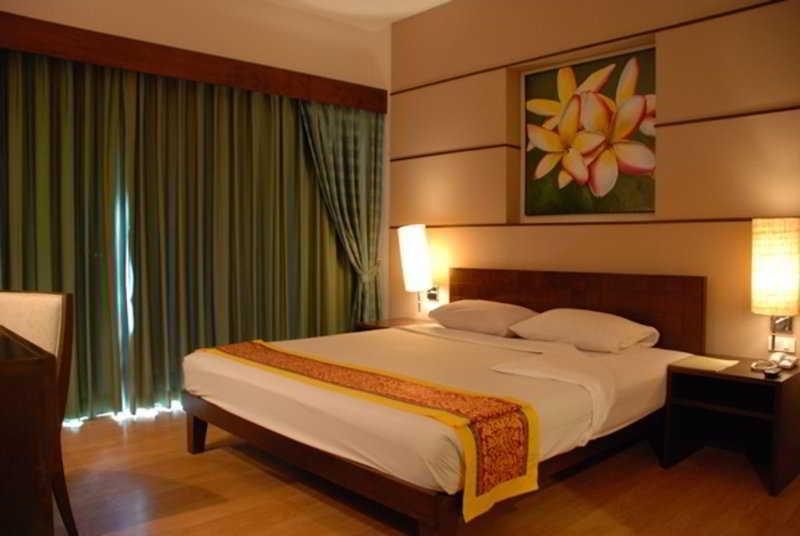 Centara Life Hua Hin Hotel Cha-Am