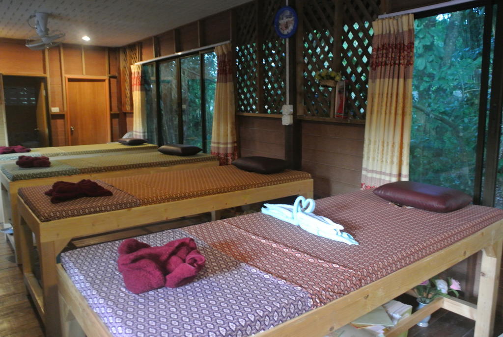 Khaosok Island Guest house